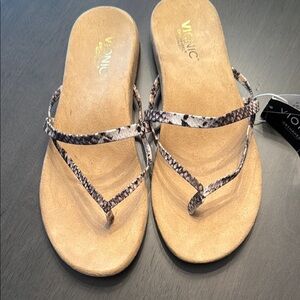 Vionic Black and Tan Sandals with Contoured Footbed